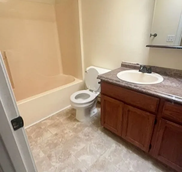 4262-14t - 627,629 Balsam Rd — Photo 3