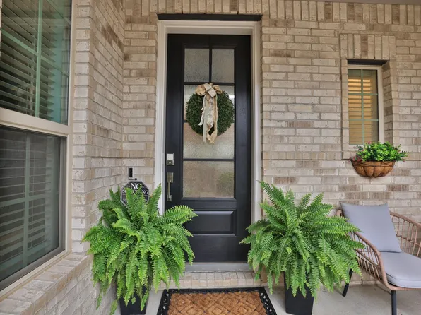 18323 Tiger Flowers Dr, Conroe, TX 77302
