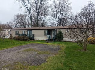 1245 Dorchester Dr, Madison, OH