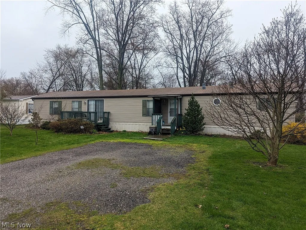 1245 Dorchester Dr photo 1