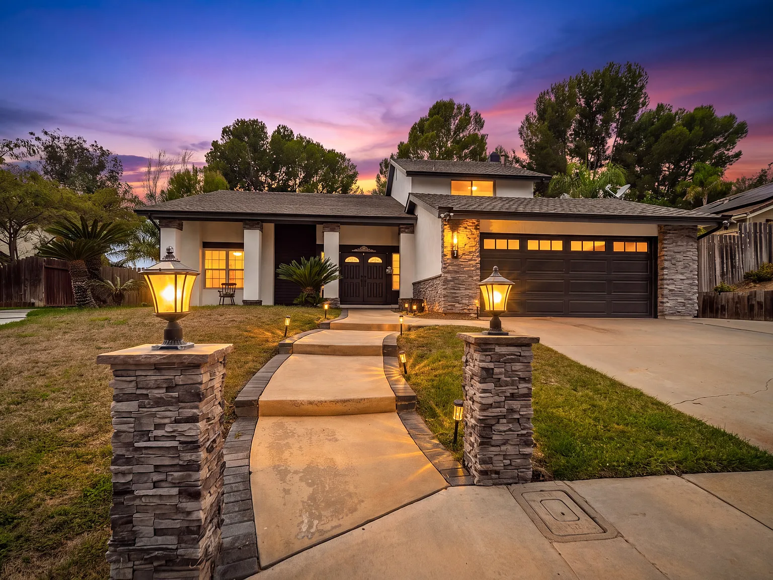 4 bed, 2.5 bath, 1961 sqft, $5,000 — Photo 1