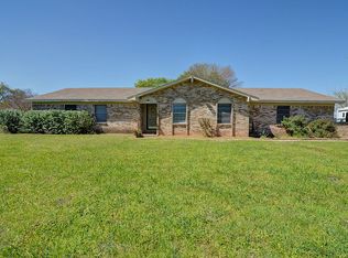 106 Jo Betsy Dr, China Spring, TX 76633
