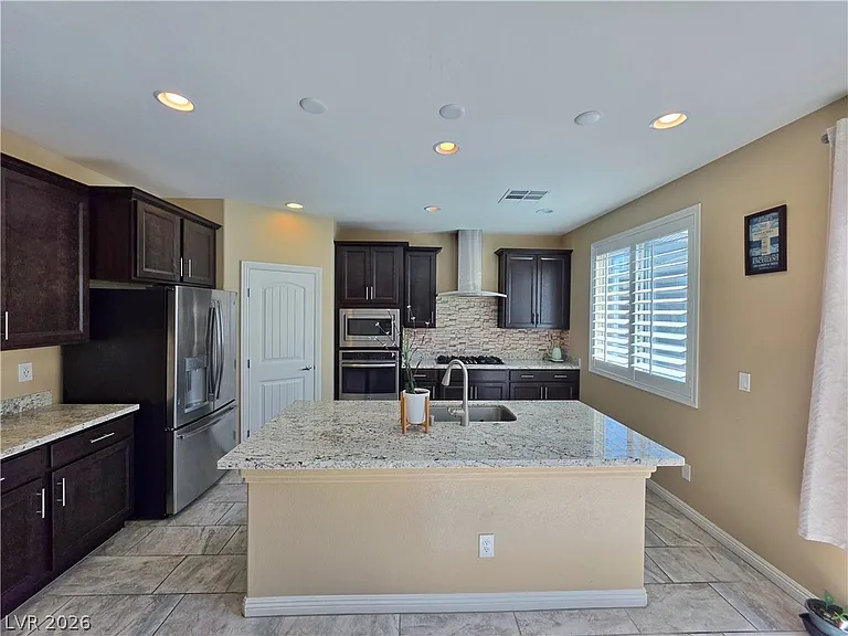 6186 Allen Cove Ct — Photo 9