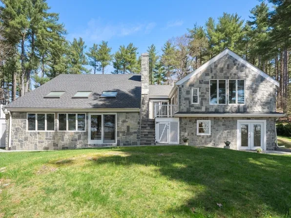 40 Hobbs Brook Rd, Weston, MA 02493