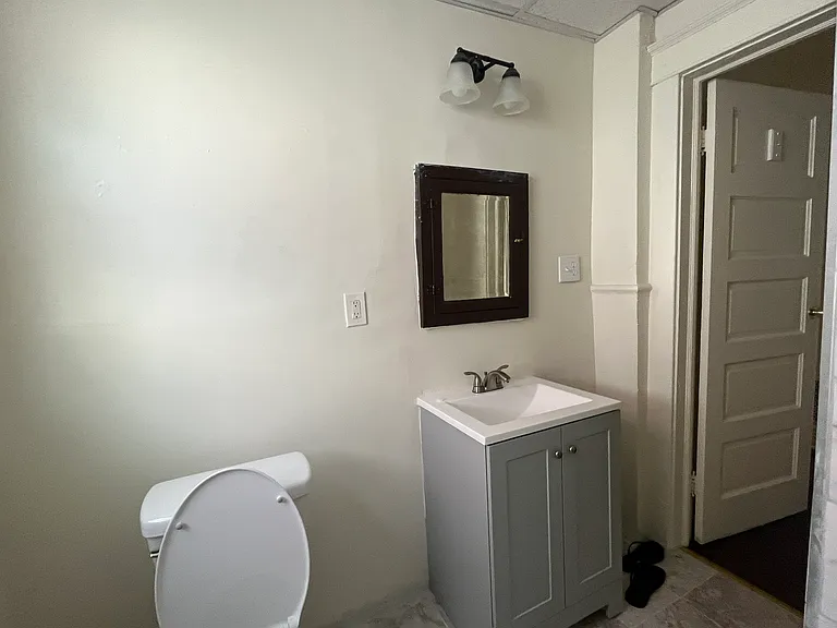 38 Goulding Ave #1 — Photo 8