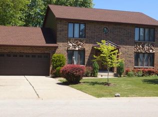 9809 N Glendale Ln, Niles, IL 60714