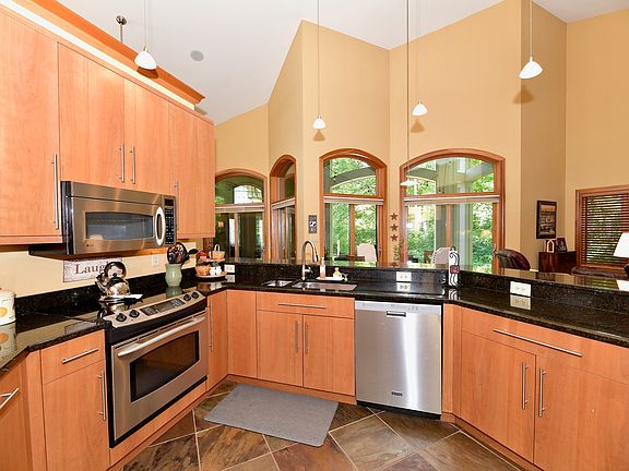 3rd image of 5290 Breccia Dr