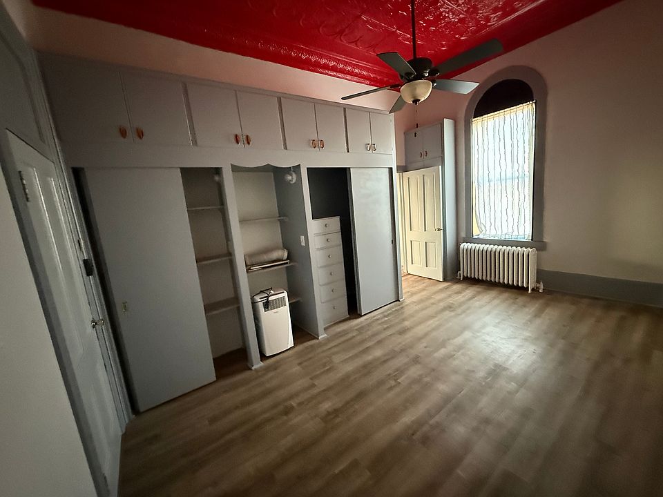 1st image of 7 1/2 Taft St S #1