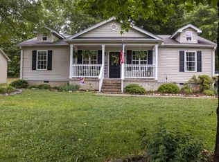 105 Lakeview Dr, Gray Court, SC 29644