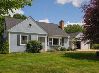 1621 Plumtree Ave, Portage, MI 49002
