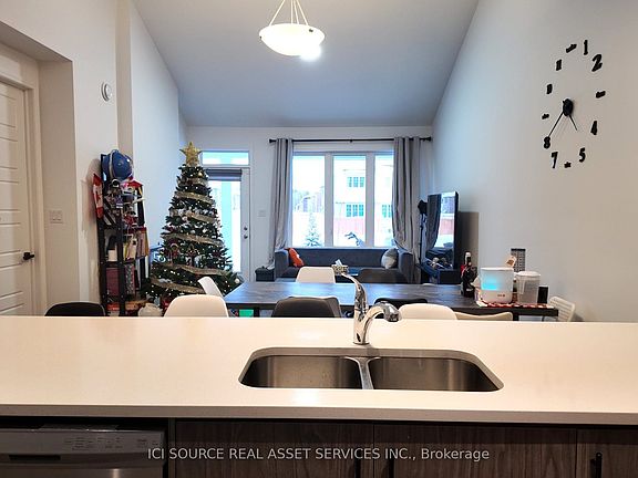 5th image of 2969 Murphy Pl