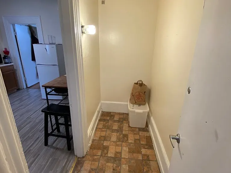 2219 Spring Garden St #2221 — Photo 2