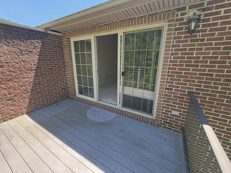 815 Village Dr — Photo 12