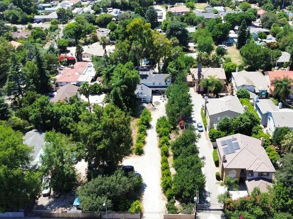 5815 Tampa Ave, Tarzana, CA 91356