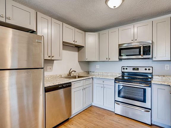 3rd image of 6930 E Girard Ave