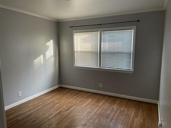 3rd image of 31 Roswell Ave APT 2