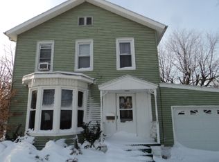 312 N A St, Monmouth, IL 61462