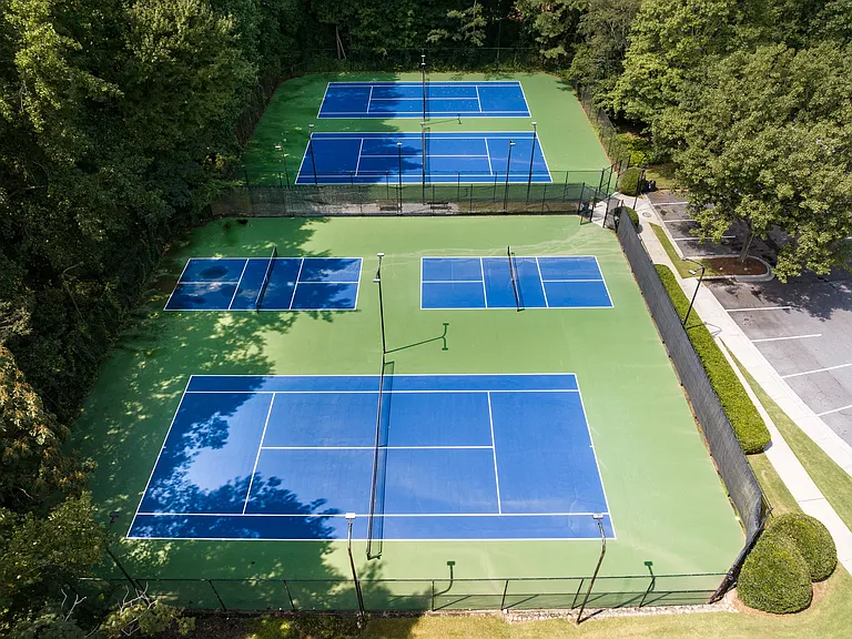 Wesley St. James Apartments at Sandy Springs — Photo 37