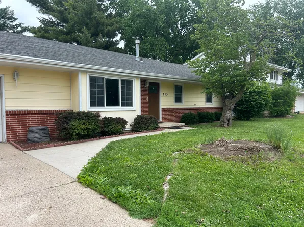 815 Stuart St, Carlisle, IA 50047