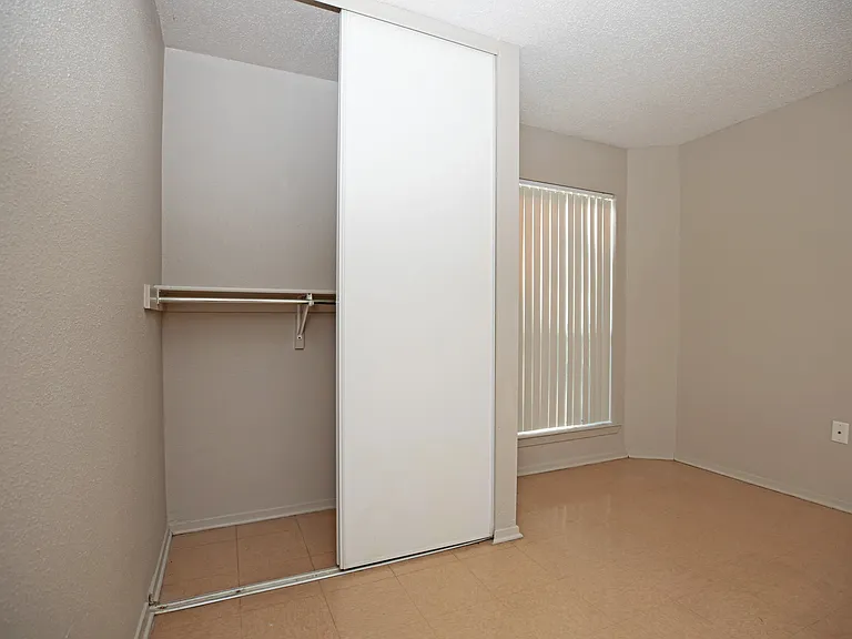 1-bedroom, 1 bathroom unit bedroom closet space