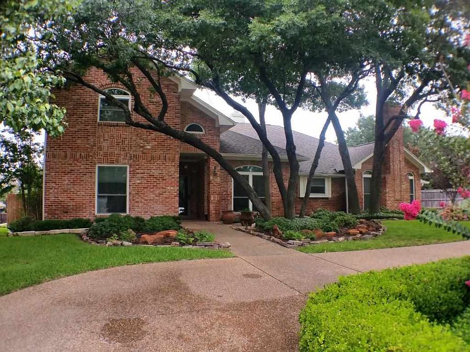 1st image of 408 Riverview Dr