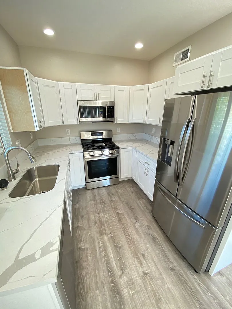 4BD/2BA on Montezuma, Nice Patio! — Photo 3