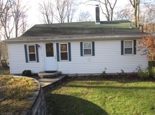 153 Orben Dr, Landing, NJ 07850