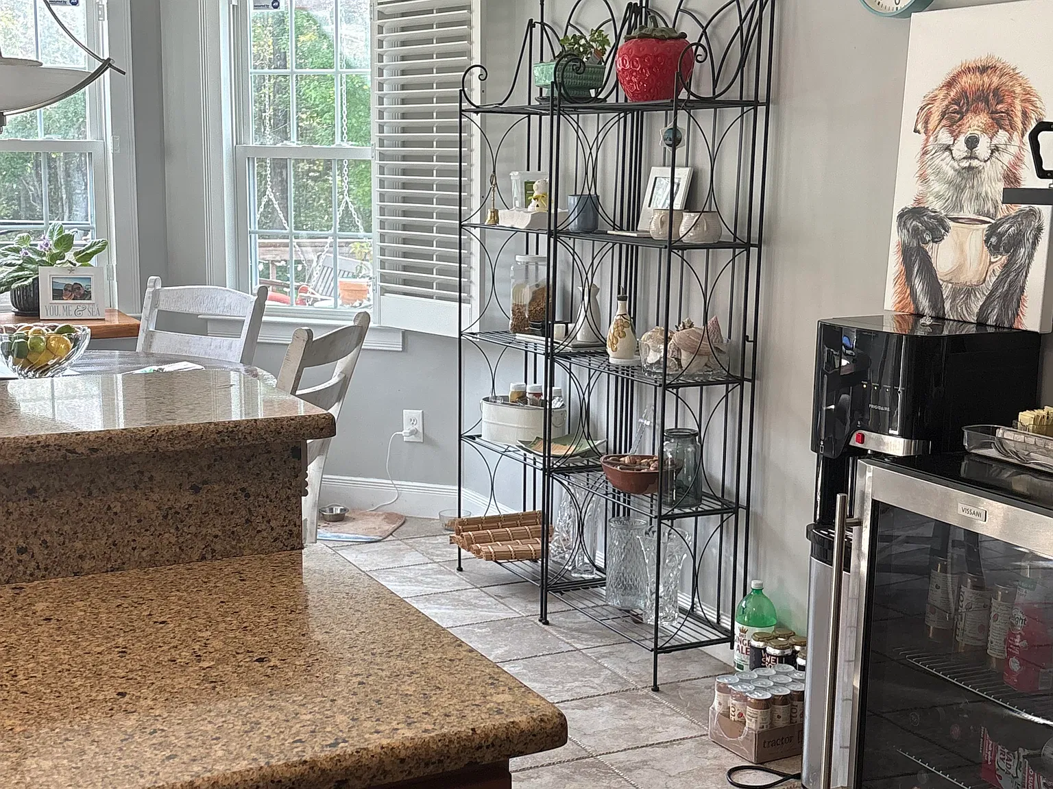 4 bed, 2887 sqft, $3,200 — Photo 4