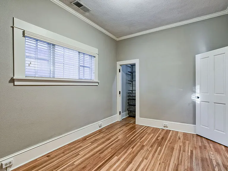 627 Laporte Ave — Photo 11