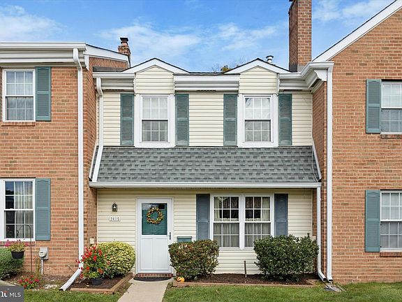 2nd image of 2415 Hillock Ct
