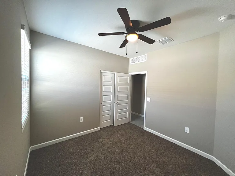 1377 W Highland Rd — Photo 18