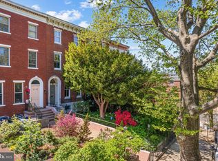 2228 Green St, Philadelphia, PA 19130