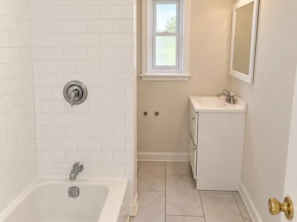 842 S Potomac St, Hagerstown, MD 21740