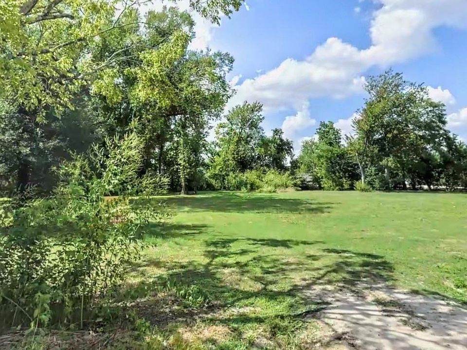 1st image of 803 W Archer Rd
