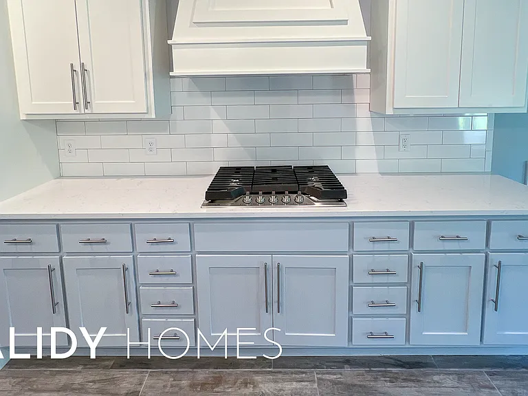 1724 Salma Rd — Photo 9