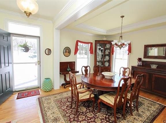 2nd image of 1 Campion Ln