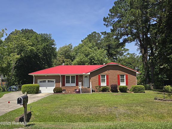 2nd image of 659 Circle Drive