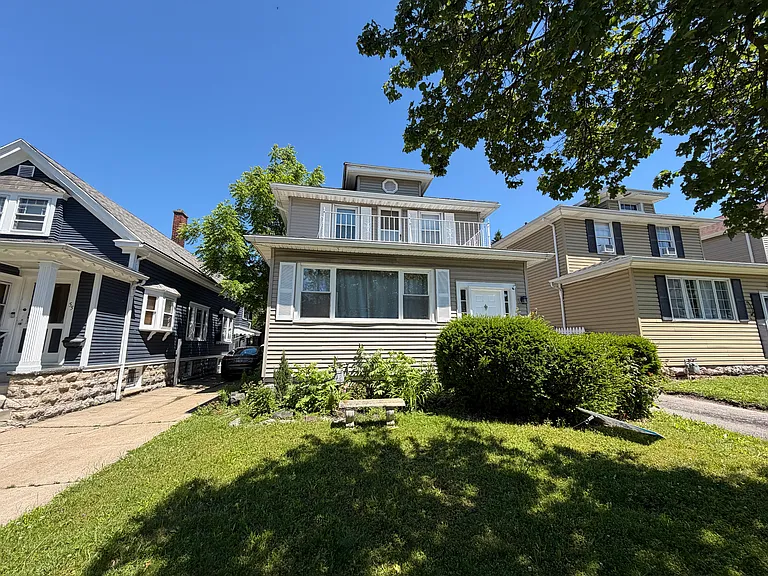 51 W Northrup Pl — Photo 1