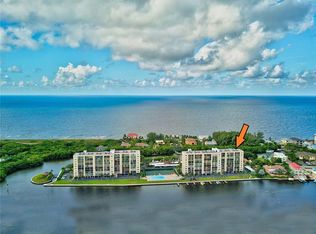 9393 Midnight Pass Rd #PENTHOUSE 2, Sarasota, FL 34242