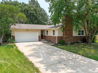 4000 Clarendon St, Wichita, KS 67220