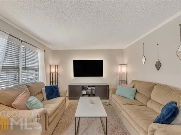 161 Lablanc Way NW, Atlanta, GA 30327