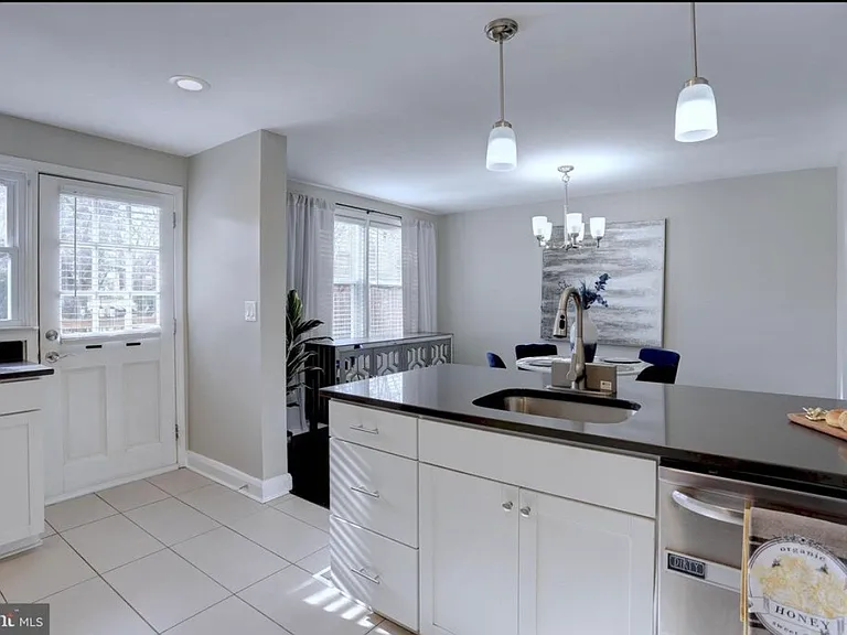 1667 Mussula Rd — Photo 2