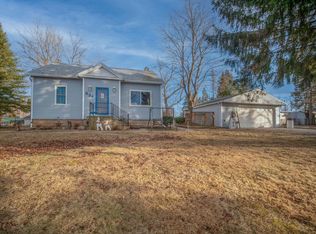 534 Furnace St, Mayville, WI 53050