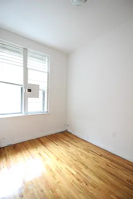 Rented by Keller Williams NYC | media 23