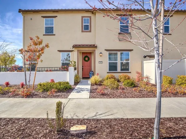 4008 Gunnar Dr, Roseville, CA 95747