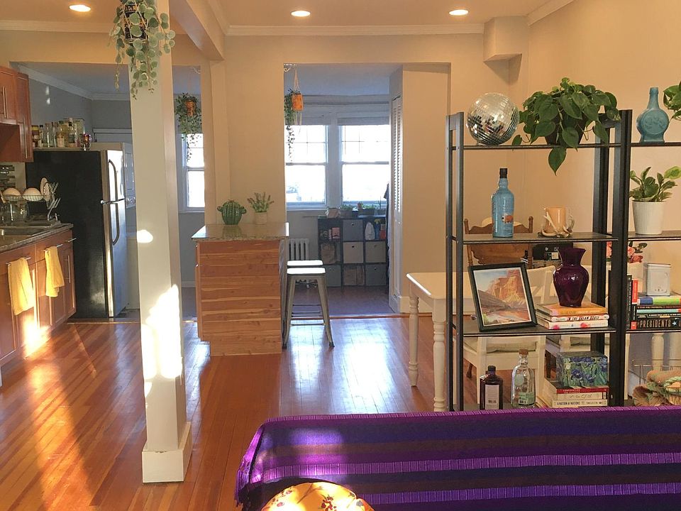 Living Dinning Area