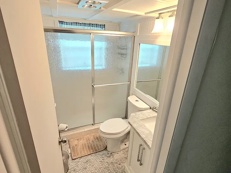 41 Dorchester E #41 — Photo 7