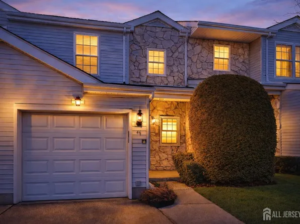 46 Stony Hill Rd, Monroe Township, NJ 08831