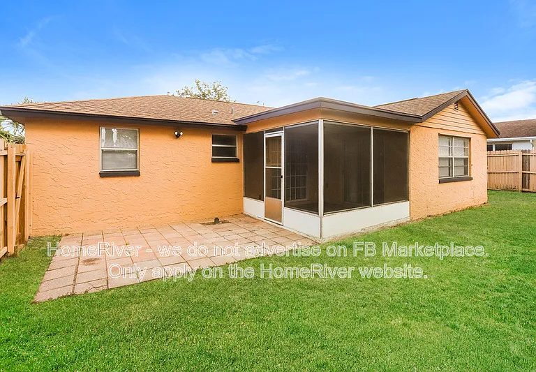 7832 Eugene Dr — Photo 14