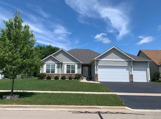 609 Brighton Way, Sycamore, IL 60178